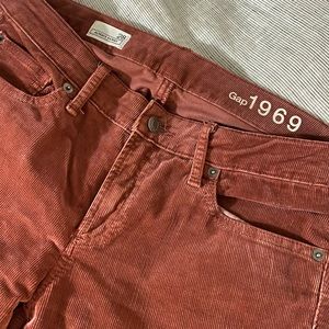 Women’s burgundy corduroy pants